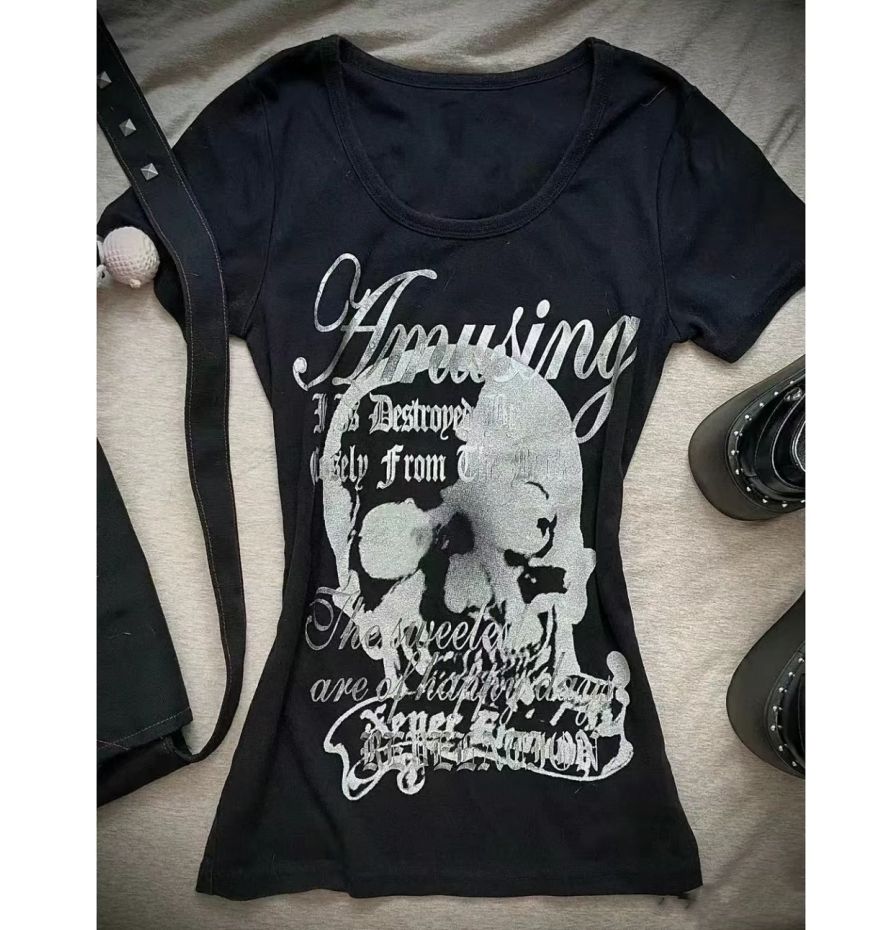 Vintage Shibuya Hottie Skull L - Street Fashion Shibuya 评论和价格