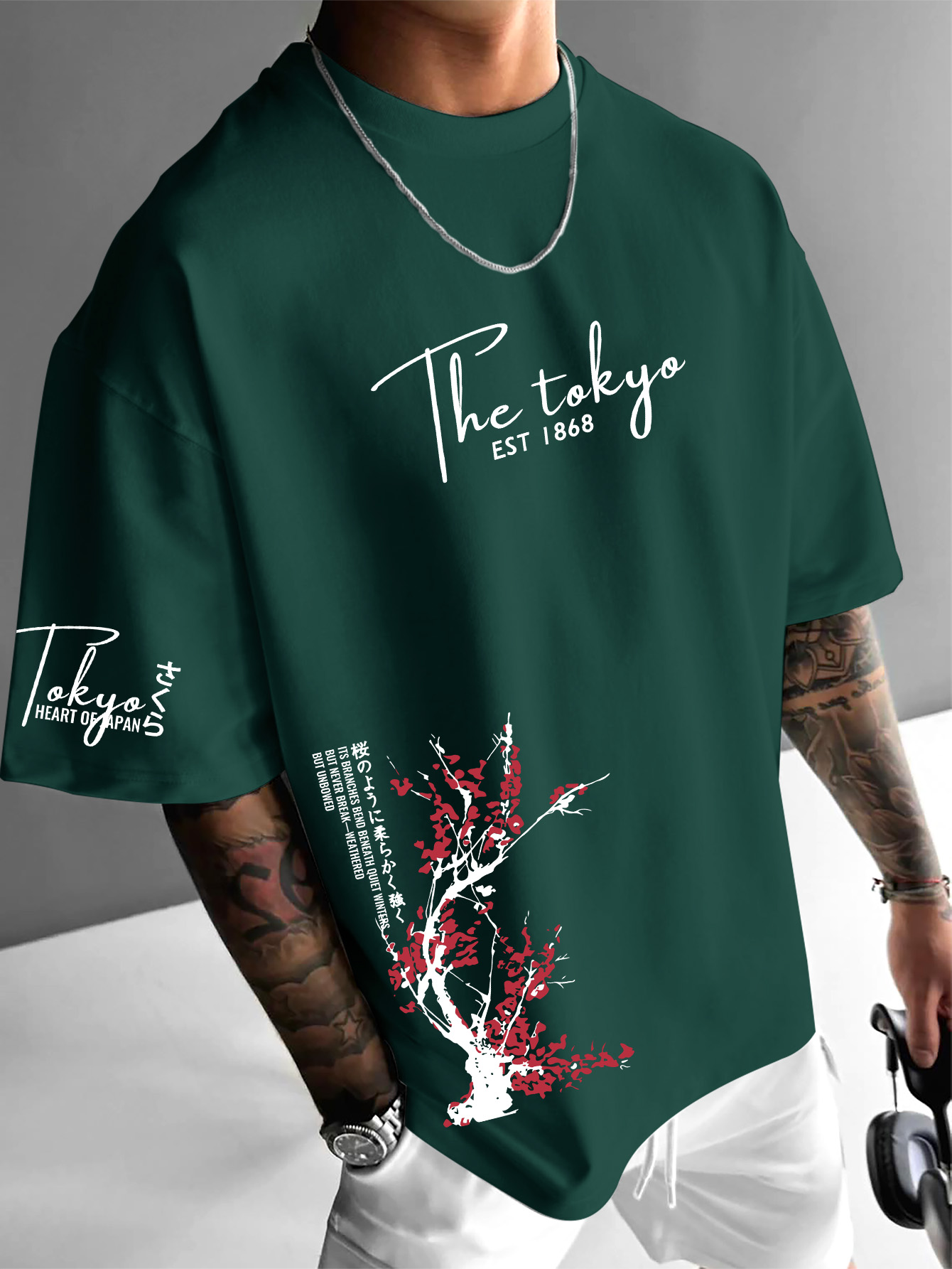 Tokyo EST 1868 Cherry Blossom  - Street Fashion Shibuya 评论和价格