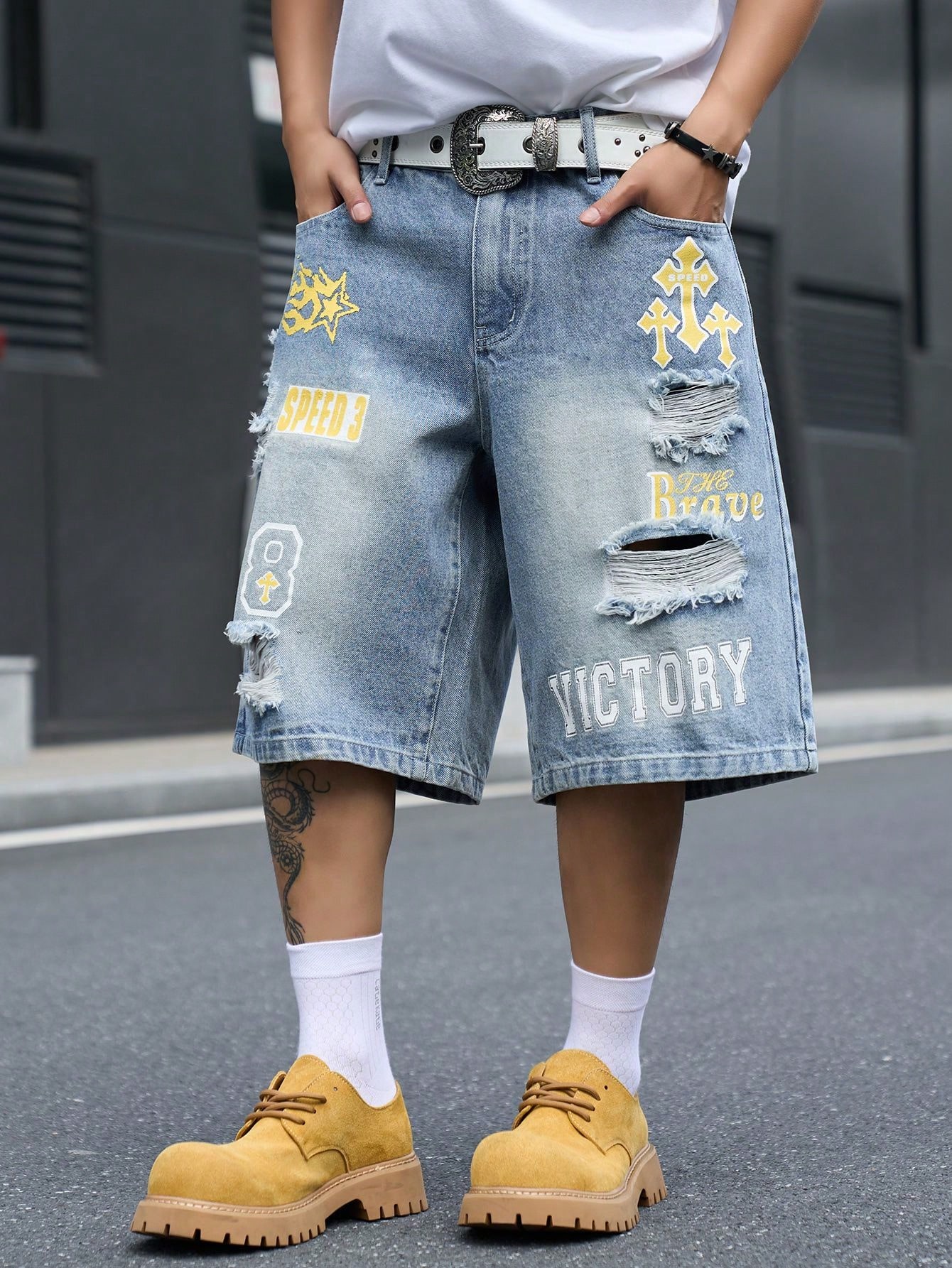 Men's Loose Fit Denim Bermuda  - Street Fashion Art 评论和价格