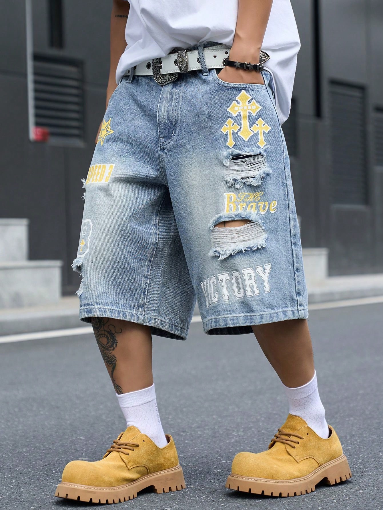 Men's Loose Fit Denim Bermuda  - Street Fashion Art 评论和价格